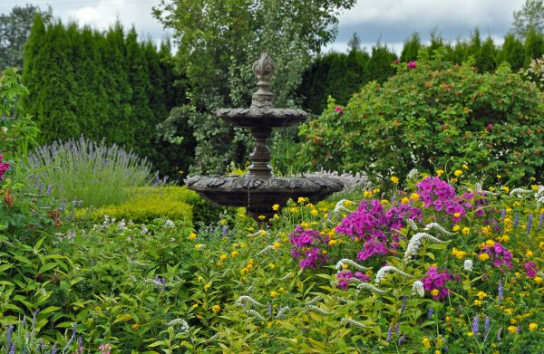 Garden Water Feature Service